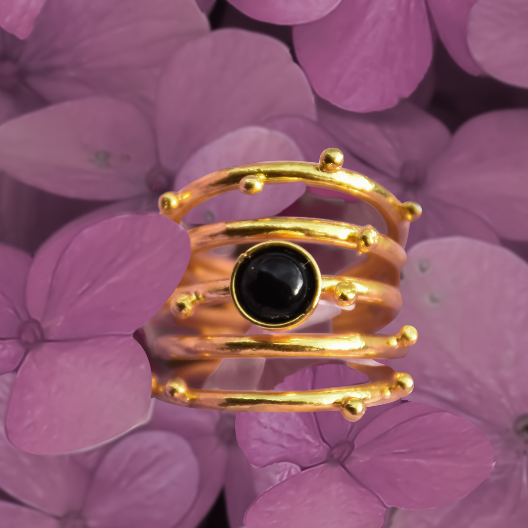 One Gem Ring