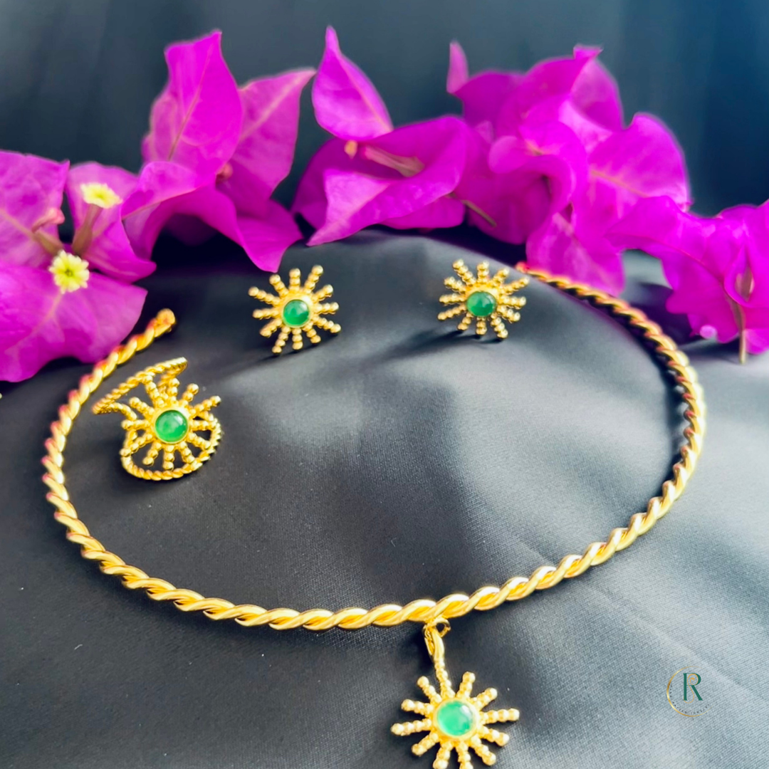 Sole Choker