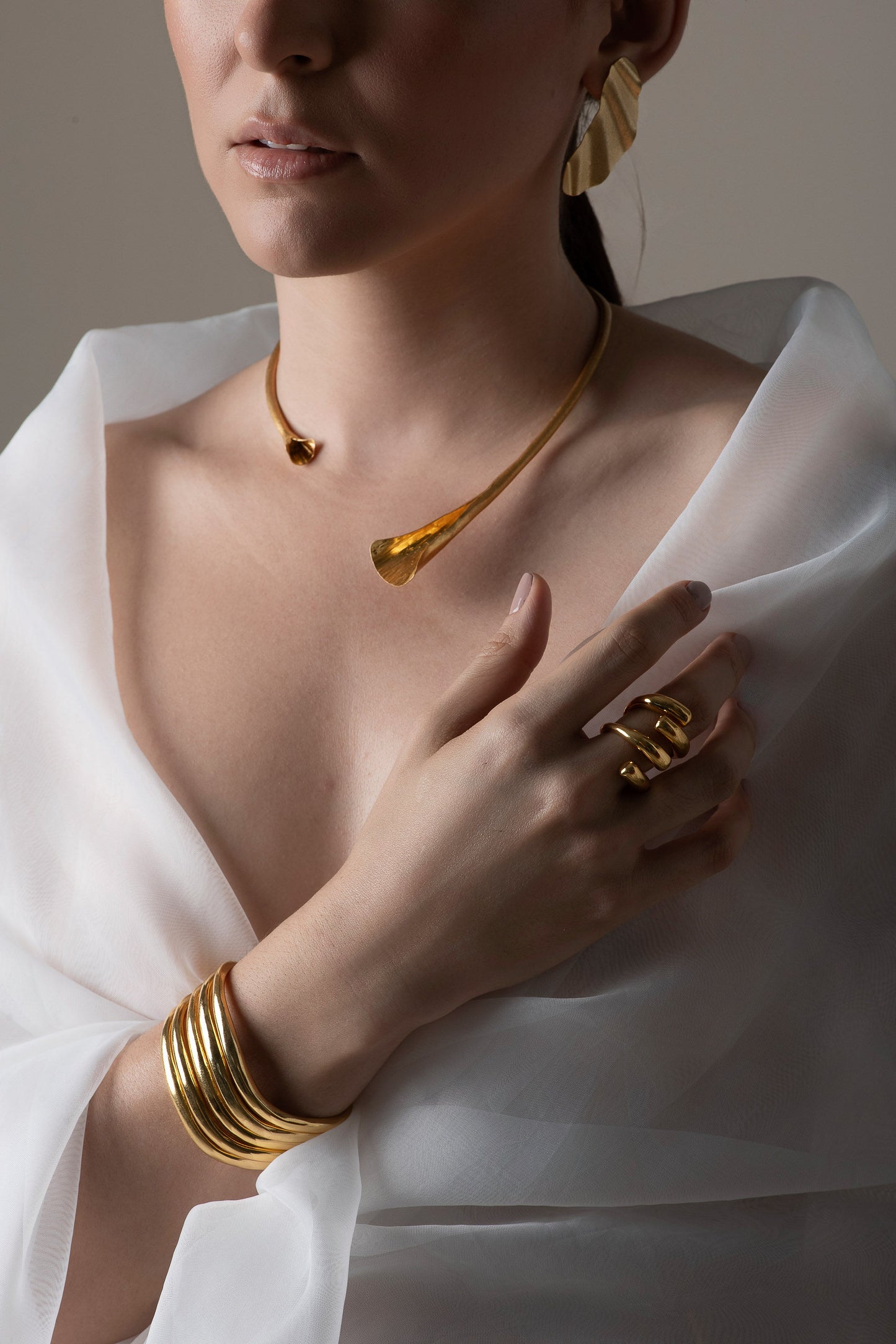 Lily of Serenity Choker