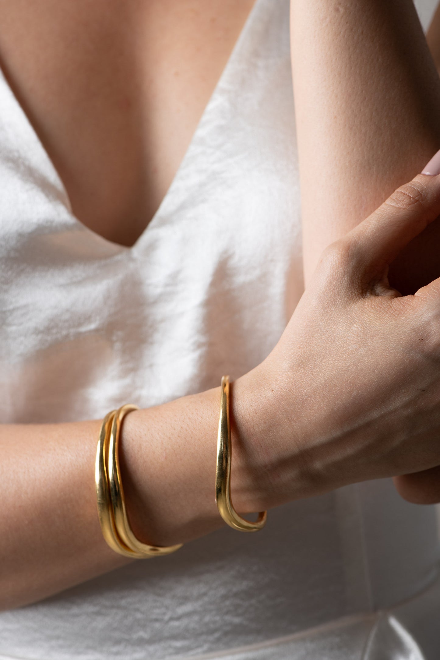 Silhouette Open Bangle